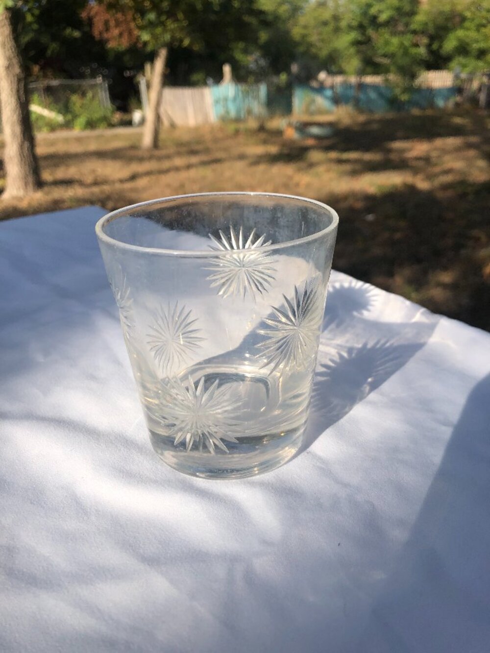 Vintage Clear Glass Short Tumbler with Etched Starburst